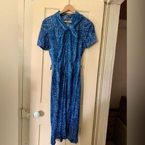 Vintage 1960s Kerrybrooke Sears short sleeved dress.